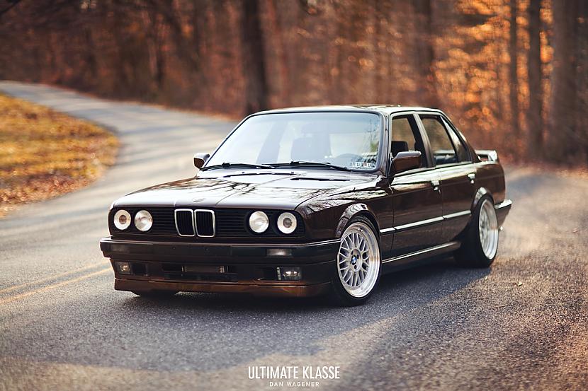 BMW E30 Autors: Kristofers Kargapoļcevs Top 10 skaistākās automašīnas