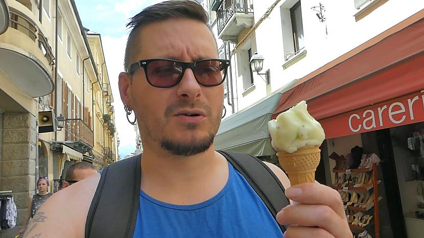 Autors: Fosilija Ceļojums uz Itāliju (4. sērija) - Saldējums
