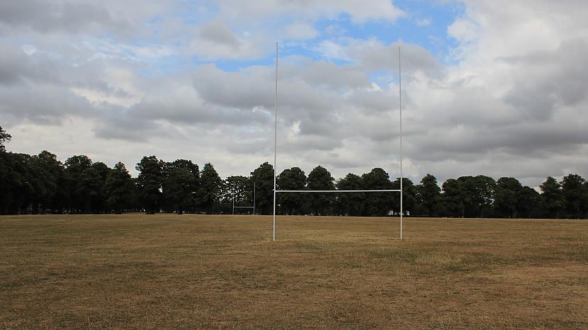  Autors: rolands 2 Bildes - The Racecourse Park (pēc 20 dienu karstuma)