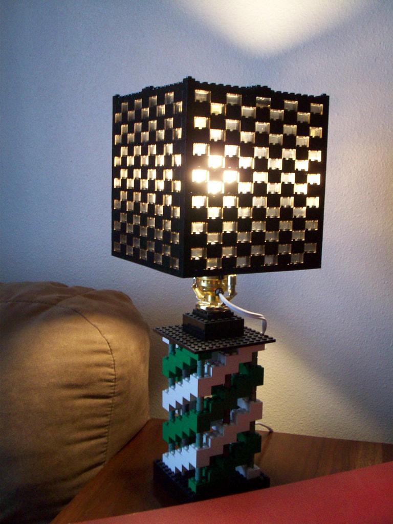 Šo lampu vari novietot pie... Autors: Bitchere Lego pielietojums