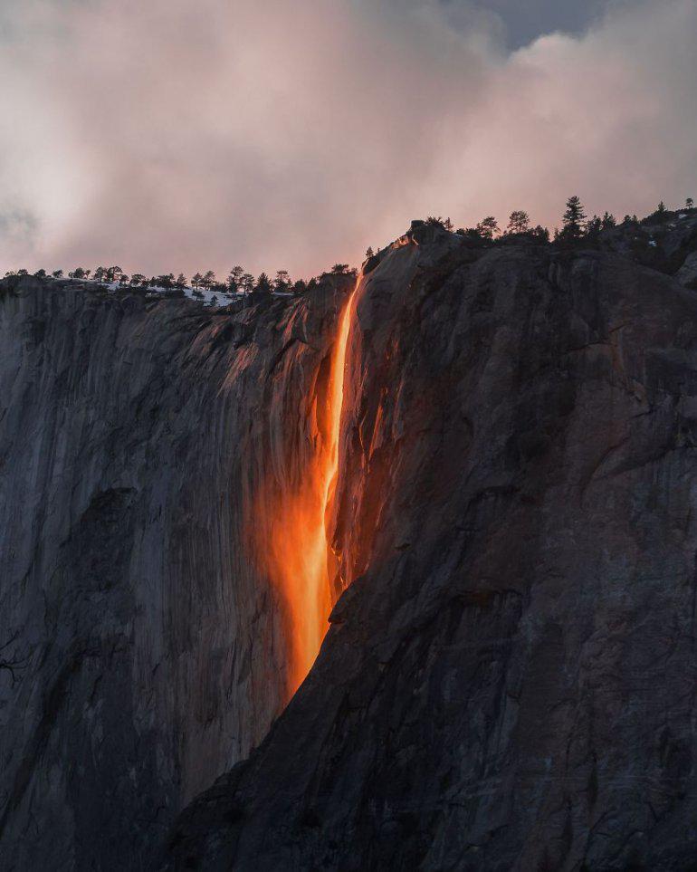 FirefallUgunskritums Autors: 100 A 20 no National Geographic gada labākajām fotogrāfijām. Apbrīnojami!