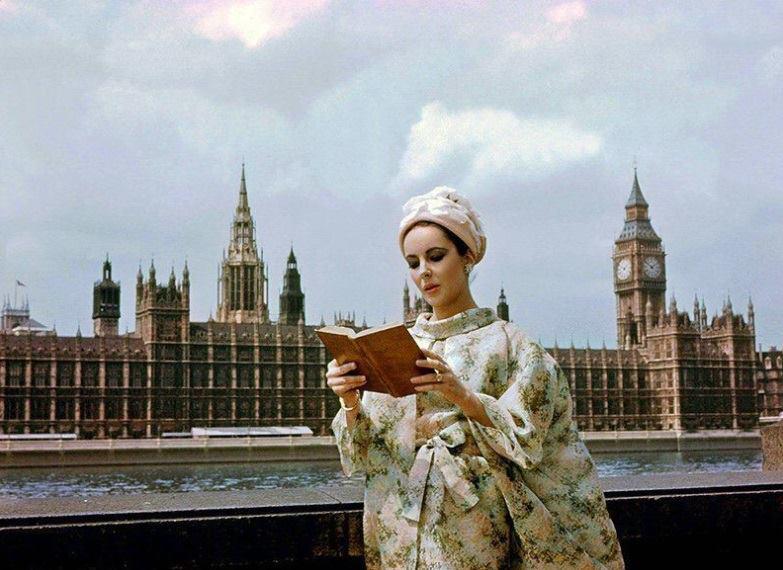 Elizabete Teilore Londonā 1963... Autors: Lestets Dažas vēsturiskas bildes ar slavenībām un ne tikai