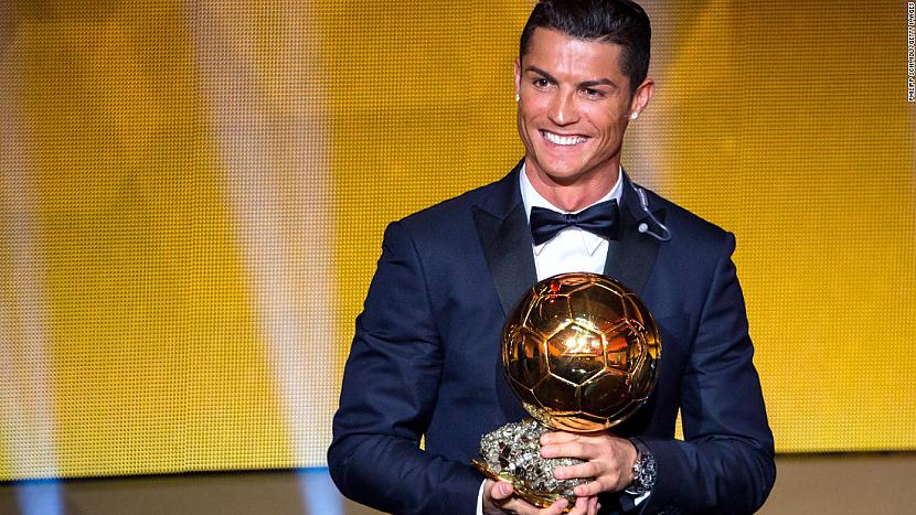 Pēc Ballon d Or uzvaras 2015... Autors: MiaSanMia Ko nozīmē Krištiānu Ronaldo vārtu svinības?