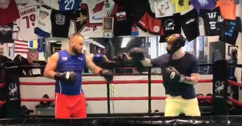 nbspNiks Endziņscaron ringā... Autors: matilde VIDEO: Niks Endziņš kārtīgi atraujas boksa ringā un beigās lūdz piedošanu