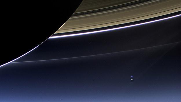 Lūk selfijs no Saturna Autors: ĶerCiet Ar Vājiem Nerviem Nelasīt! Šis Raksts Jums Liks Apšaubīt Visu Eksistenci!