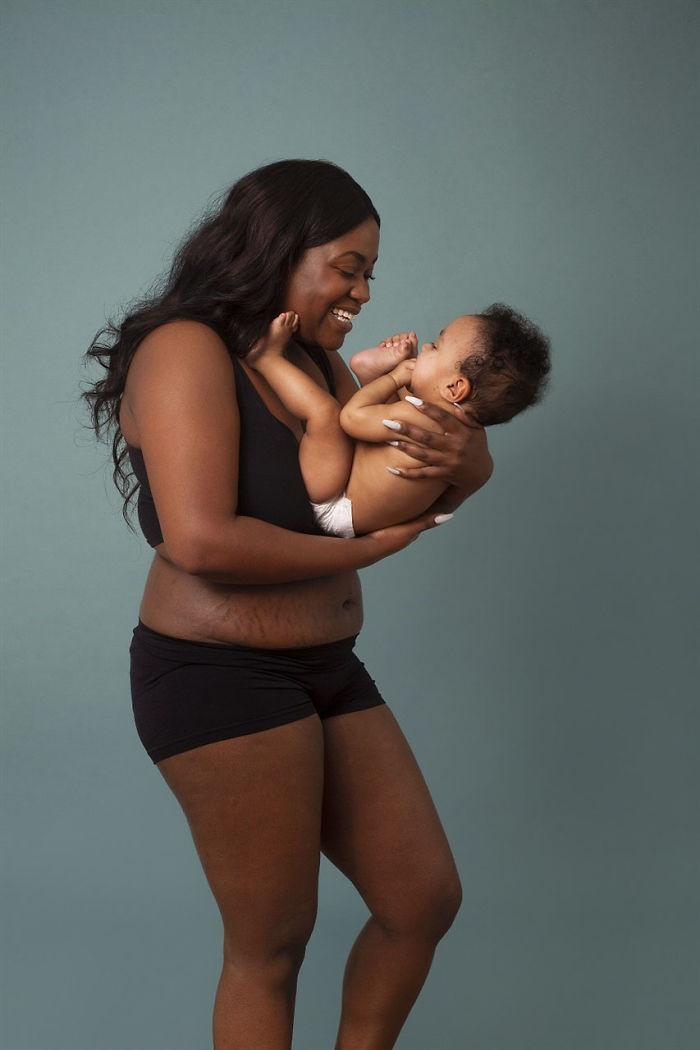 Fotogrāfijā redzama Tescarona... Autors: matilde Jaunā «Mothercare» veikala reklāmas kampaņa izceļ sieviešu pēcdzemdību augumus