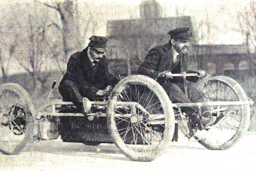 1902 gads Enddrjū Rikers... Autors: GargantijA Retro elegance – elektromobilis
