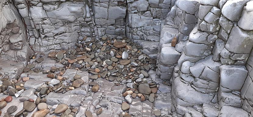  Autors: Griffith Šodiena, Dunraven Bay & Ogmore By Sea, Southerndown, Wales.