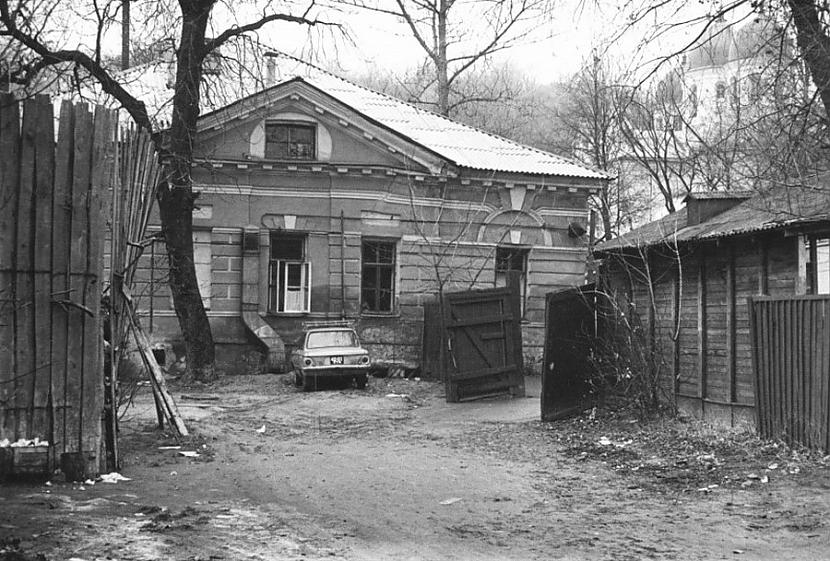Pagalmi kas vienkārscaroni ir... Autors: Lestets PSRS laiku Kijevas ikdiena kādreiz aizliegtajās fotogrāfijās