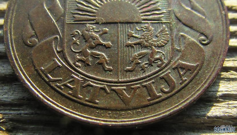 Līdz 1935 gadam monētas tika... Autors: pyrathe Visas 1. Latvijas Republikas monētas