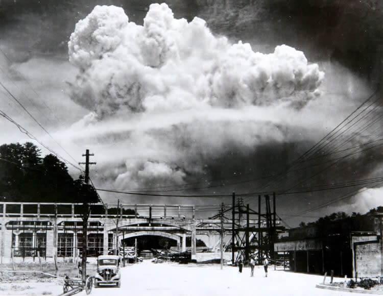 Atomsprādziens kas iznīcināja... Autors: Lestets 17 retas, iespējams, vēl neredzētas vēsturiskas bildes