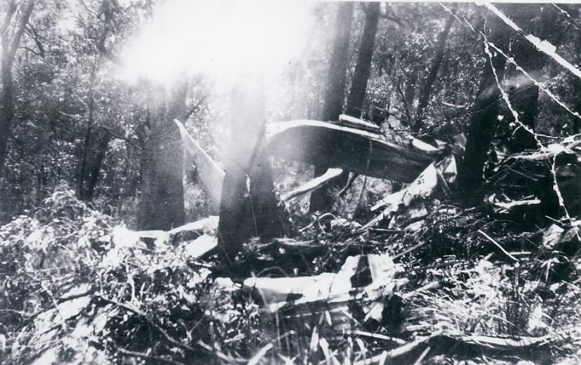 Lidmascaronīnas DC2 katastrofa... Autors: Testu vecis Komerciālo lidaparātu katastrofu bildes 1919. - 1939. g