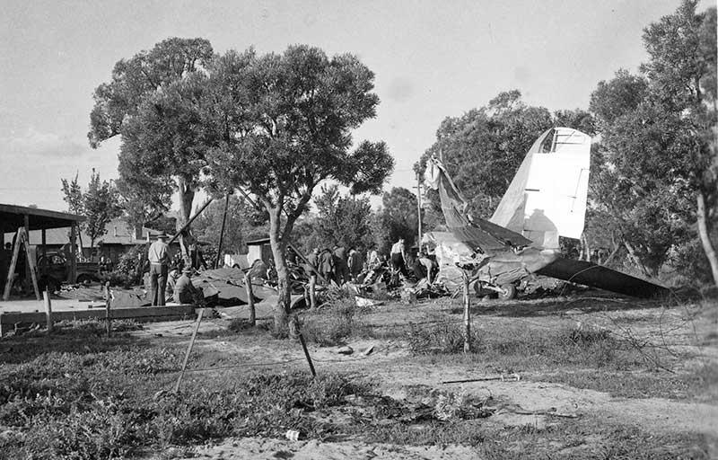 MacRobertson Miller Aviation... Autors: Testu vecis Komerciālo lidaparātu katastrofu bildes (Četrdesmitie)