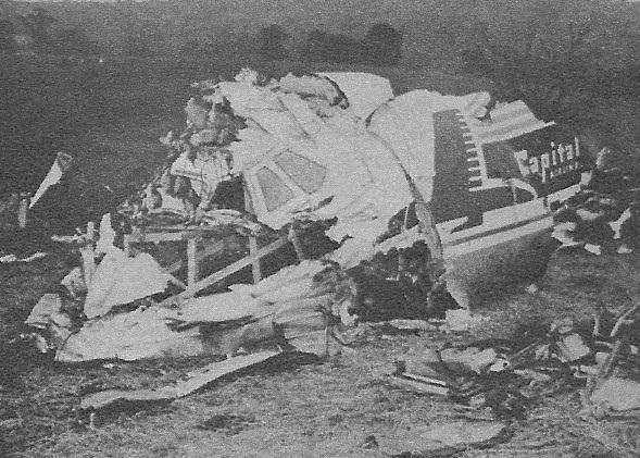 Capital Airlines reiss 300... Autors: Testu vecis Komerciālo lidaparātu katastrofu bildes (Piecdesmitie)