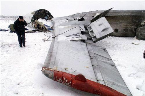 UTair reiss 471 2007gada... Autors: Testu vecis Komerciālo lidaparātu katastrofu bildes (Divtūkstošie) 2004.-2007.g