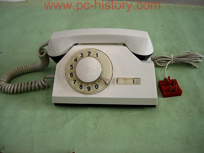 VEF fiksētie telefoni ar... Autors: Zibenzellis69 PSRS vitrīna: 6 aizmirsti preču zīmoli no Padomju Baltijas valstīm (10 foto)