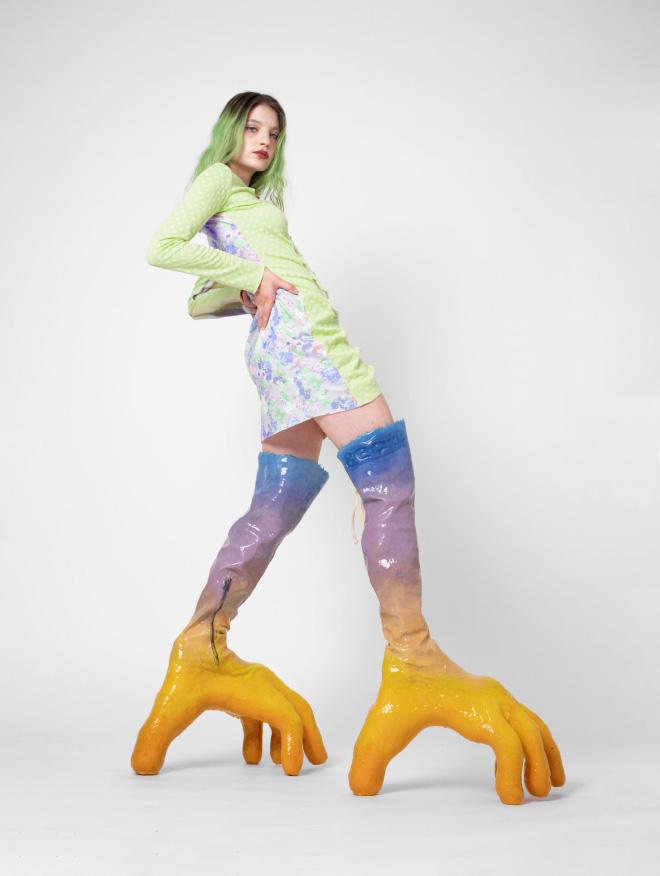  Autors: Zibenzellis69 Apavu modes nākotne, ko demonstrē Florences dizaineri