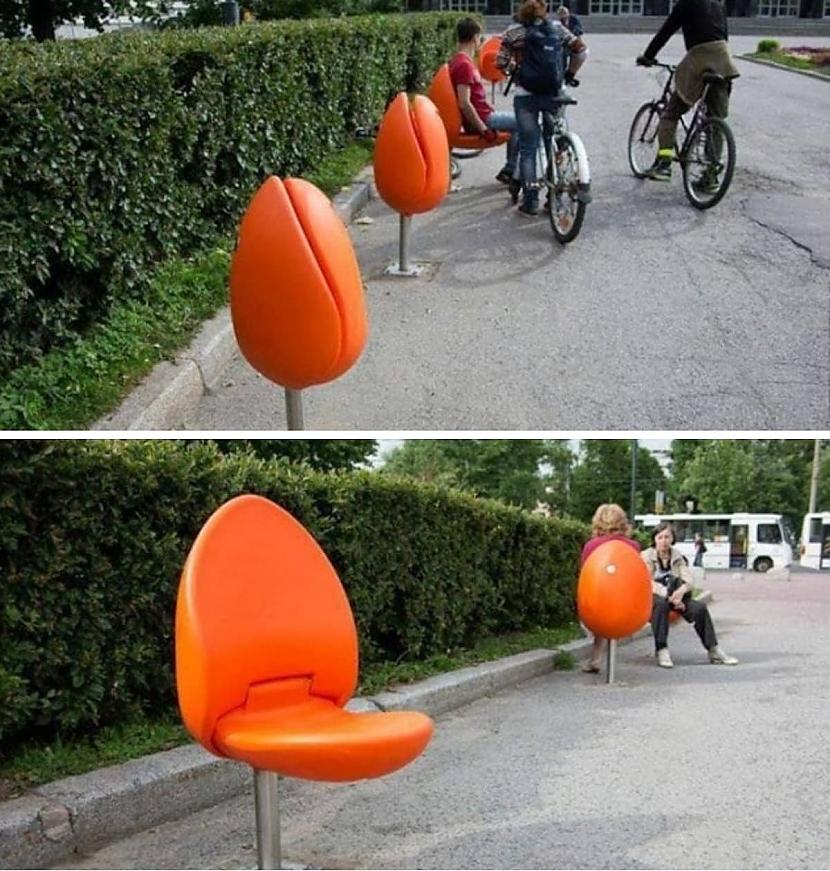 Saliekamie krēsli tulpju formā... Autors: Zibenzellis69 Pārsteidzoši izgudrojumi, kas parādījās salīdzinoši nesen