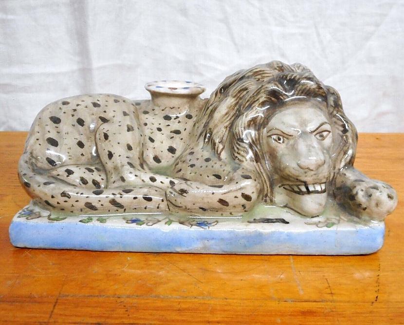 Lauvas un geparda... Autors: Zibenzellis69 Daži dīvainu senlietu piemēri, kas parādīs tev pagātni negaidītu un savdabīgu