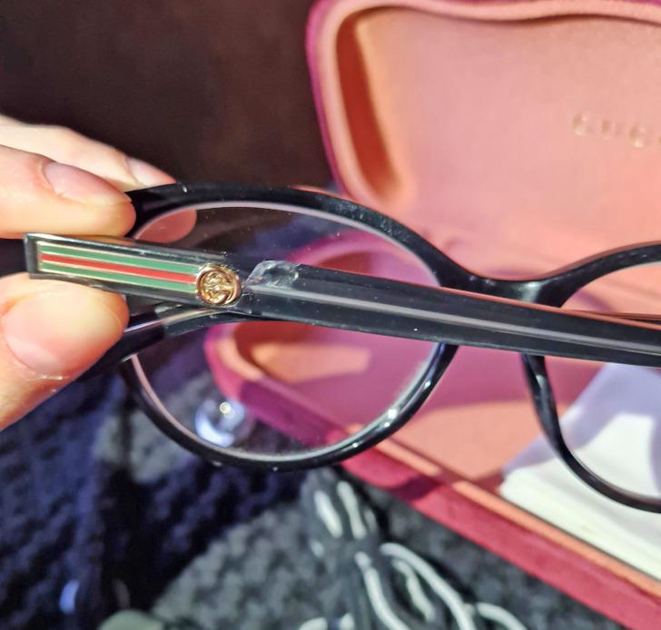 Gucci 300  vērtas brilles... Autors: Lestets 23 reizes, kad cilvēkiem nepaveicās ar nesen pirktām lietām