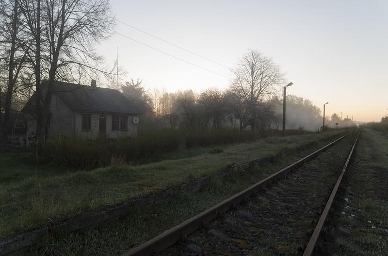Elkuzemes stacija Autors: SplashMaster Dzelzceļa līnija Liepāja-Vaiņode un tās pieturas punkti