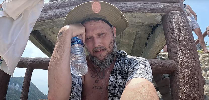 Pārdomāju vai kāpiens bija tā... Autors: Edijs Mor ME SOLO: Pārvācos uz citu salu