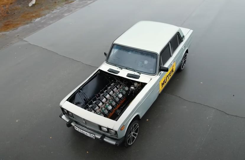 Mehāniķi no Youtube komandas... Autors: Zibenzellis69 Krievu Lada iegūst V16 motoru, bet ne no Bugatti (+ VIDEO)